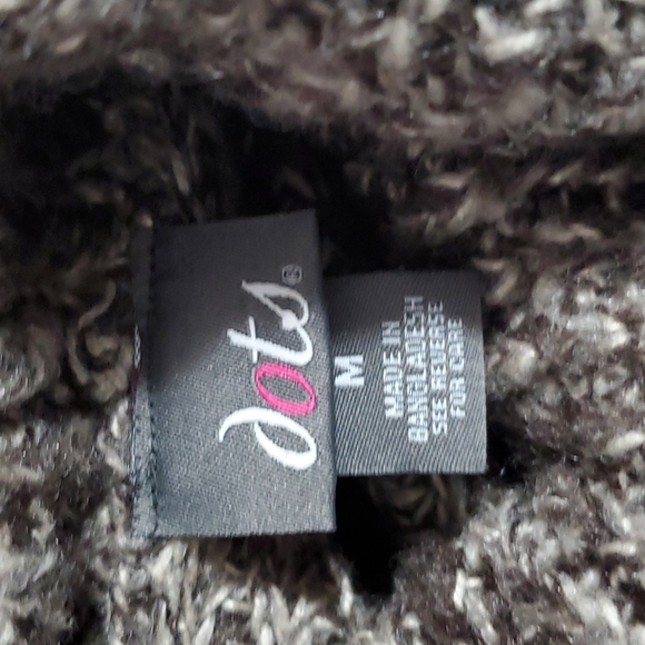 Tunic Sweater - Picture 2 of 3